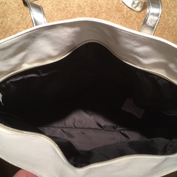 Victoria’s Secret Gold Sequenced Canvas Bag - Picture 8 of 8